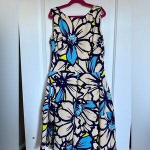 TAYLOR Fit and flare floral print scuba dress